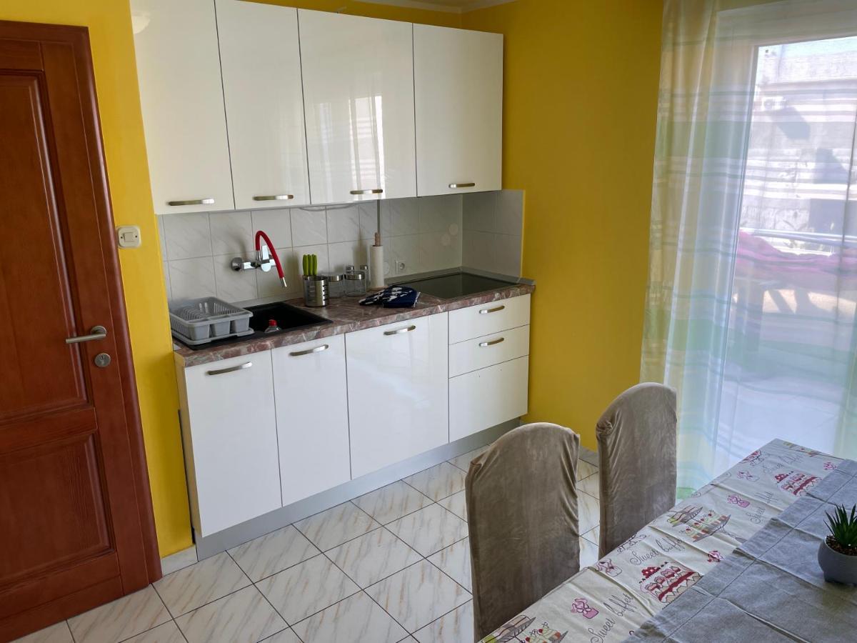 Apartments Mikulic Rogoznica  Exterior foto